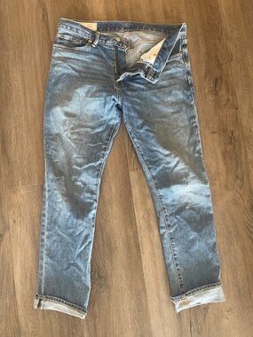 GAP Men's Washed Blue Slim Straight Jeans